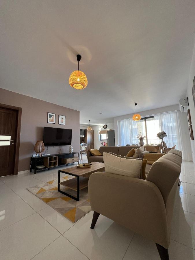 Brand New Apartment 2 Mins From Seafront 圣保罗湾城 外观 照片