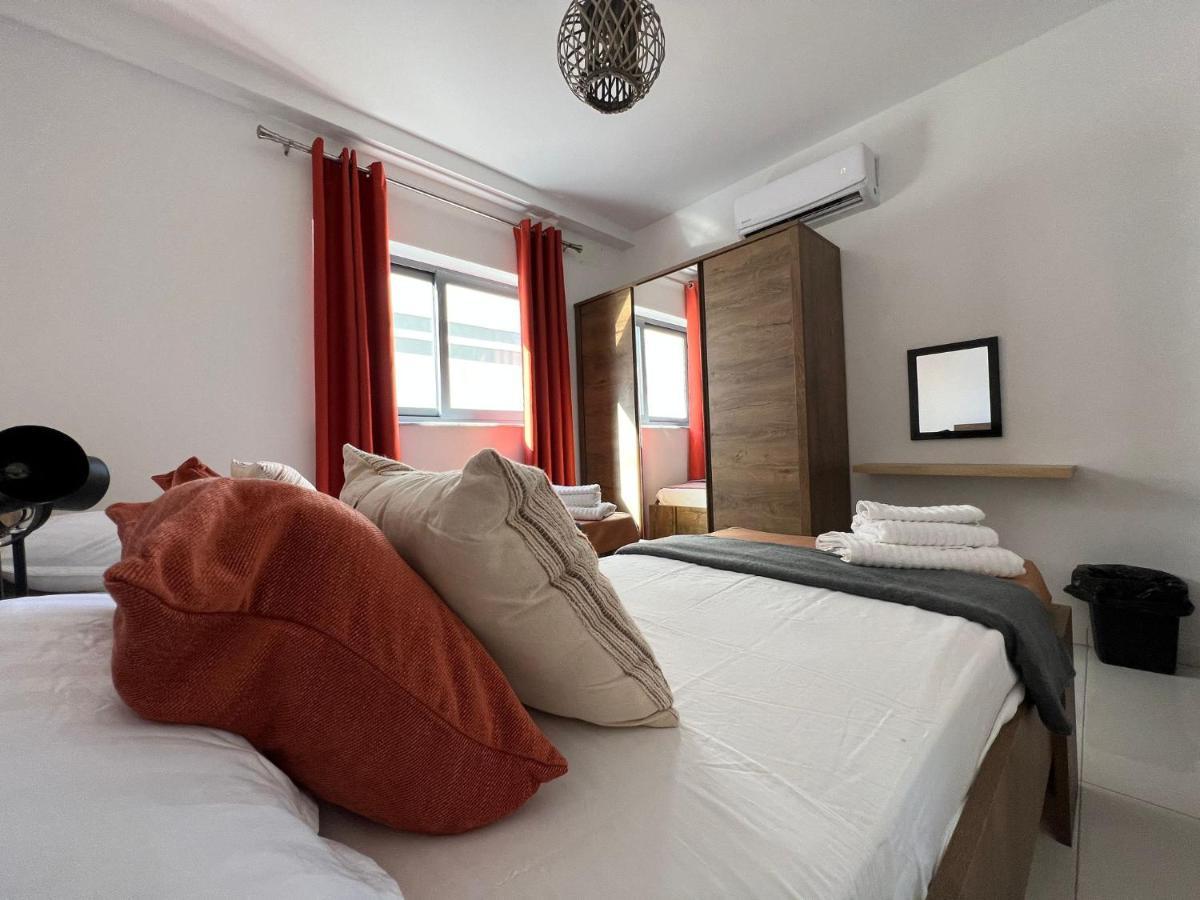 Brand New Apartment 2 Mins From Seafront 圣保罗湾城 外观 照片